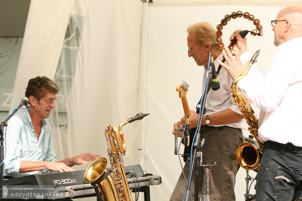 VandeVen Band - 2010-08-22 Grote Kerkhof, Deventer - by Eddy Dibbink - 011